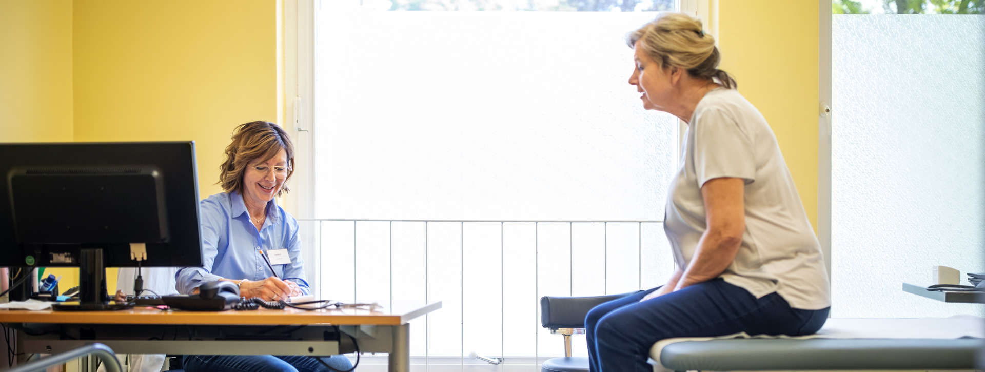 rehabilitation ylempi AMK -ammattilainen asiakkaan kanssa